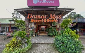 OYO 563 Damar Mas Resort Lereng Kelud